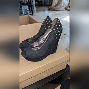 Material Girl Wedges